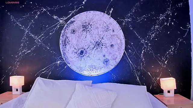 Snapshot of ShaniaDaniels chatting on October 29, 9:17 pm ShaniaDaniels online show from October 29, 9:17 pm