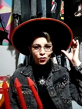 Snapshot of Lulypsicologasexual chatting on November 1, 3:10 am Lulypsicologasexual online show from November 1, 3:10 am