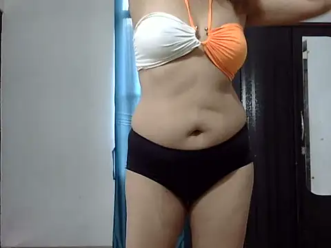 Snapshot of rekha_1508 chatting on September 24, 3:05 am rekha 1508 online show from September 24, 3:05 am