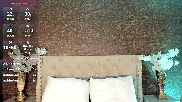 Snapshot of alisonn_moon chatting on September 17, 11:36 pm alisonn moon online show from September 17, 11:36 pm