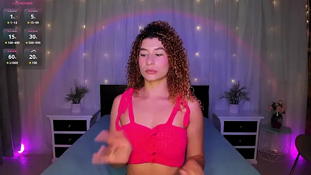 Evolet Bee online show from December 15, 11:37 am