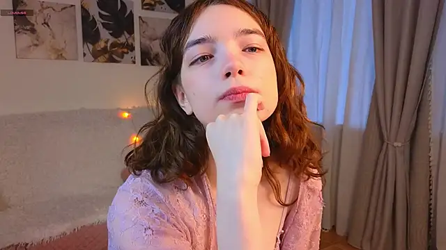 Evi Brook online show from November 30, 11:47 am