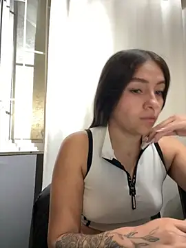 Snapshot of Alyha_Cortes chatting on October 9, 1:26 pm Alyha Cortes online show from October 9, 1:26 pm