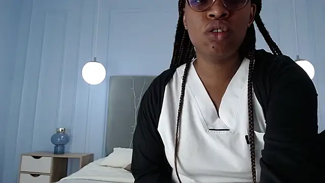 Snapshot of NatashaSilver chatting on September 22, 2:37 pm NatashaSilver online show from September 22, 2:37 pm