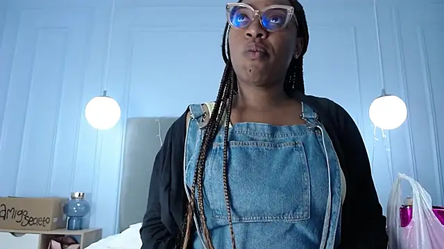 Snapshot of NatashaSilver chatting on September 23, 2:37 pm NatashaSilver online show from September 23, 2:37 pm