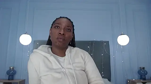 Snapshot of NatashaSilver chatting on September 18, 2:37 pm NatashaSilver online show from September 18, 2:37 pm