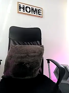 kim7  online show from September 22, 3:21 pm