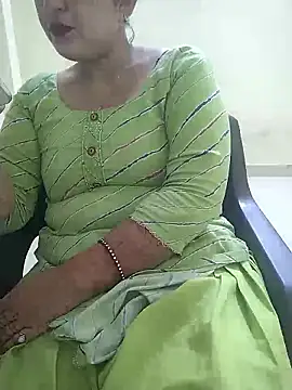 Snapshot of Diya-Sharmaa chatting on October 13, 4:59 am Diya-Sharmaa online show from October 13, 4:59 am