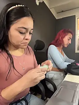 Emily Rivers  online show from February 18, 2:16 pm