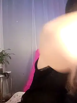 Snapshot of _Wendy- chatting on October 27, 5:03 am Wendy- online show from October 27, 5:03 am