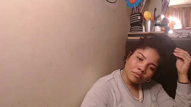 madelene online show from October 5, 3:44 am