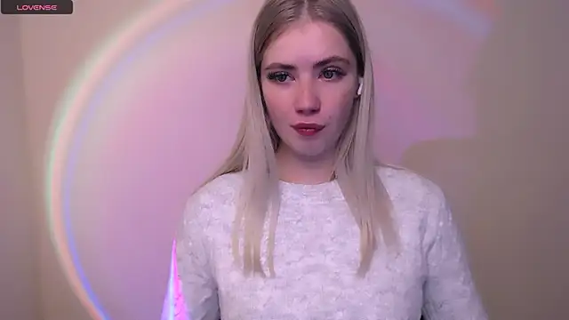 Snapshot of AliceHotty_ chatting on October 20, 11:35 am AliceHotty  online show from October 20, 11:35 am