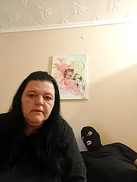 Snapshot of BlacReign chatting on October 2, 6:46 pm BlacReign online show from October 2, 6:46 pm