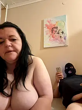 Snapshot of BlacReign chatting on September 18, 7:34 pm BlacReign online show from September 18, 7:34 pm