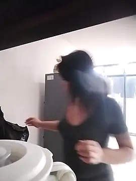 MiaWelkin online show from September 24, 3:55 pm