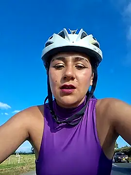 Snapshot of CAROLINE__07 chatting on September 20, 9:24 pm CAROLINE 07 online show from September 20, 9:24 pm