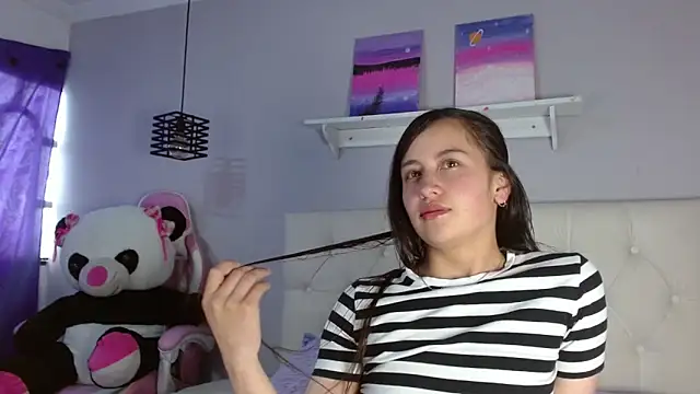 Zaaida  online show from October 7, 1:59 pm