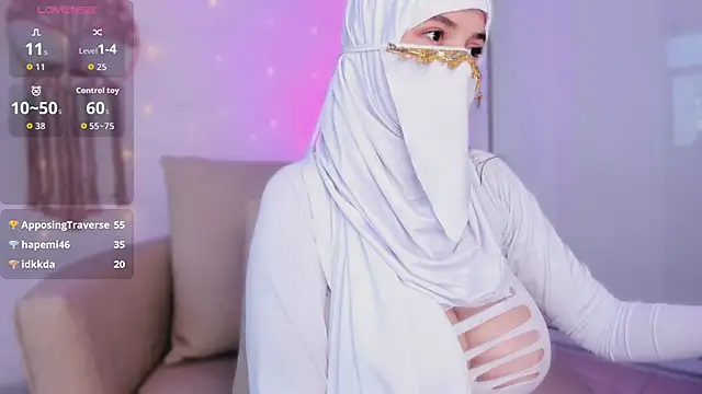 Snapshot of salma_isawwii chatting on September 17, 3:54 pm salma isawwii online show from September 17, 3:54 pm