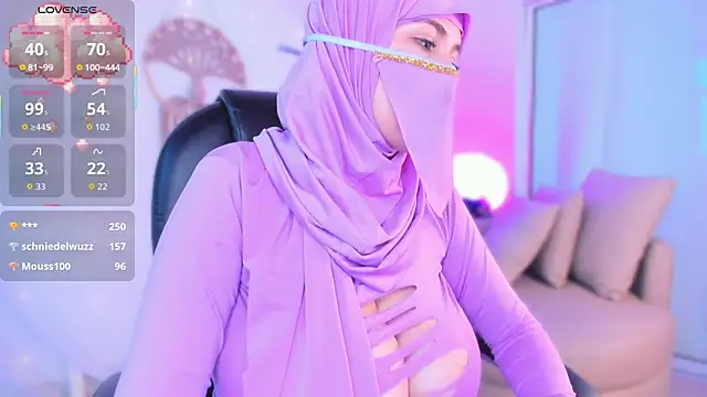 Snapshot of salma_isawwii chatting on October 12, 2:41 pm salma isawwii online show from October 12, 2:41 pm