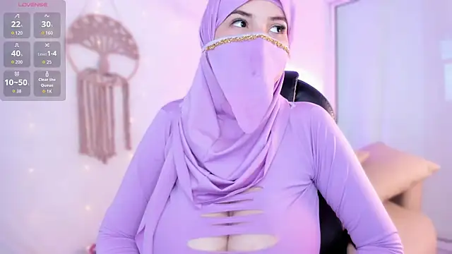 Snapshot of salma_isawwii chatting on October 14, 2:19 pm salma isawwii online show from October 14, 2:19 pm