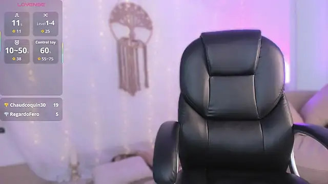 Snapshot of salma_isawwii chatting on September 24, 1:54 pm salma isawwii online show from September 24, 1:54 pm