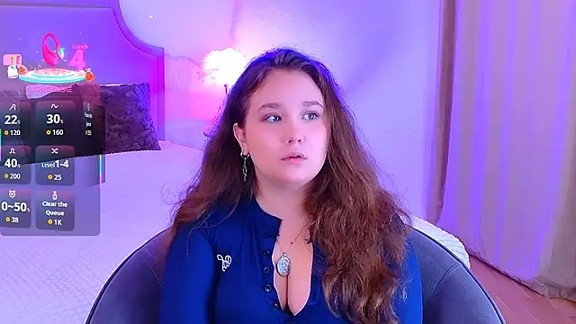 Snapshot of VelvetVixenCute chatting on September 22, 5:28 am VelvetVixenCute online show from September 22, 5:28 am