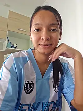 Natural Asian Girl online show from November 1, 3:43 am