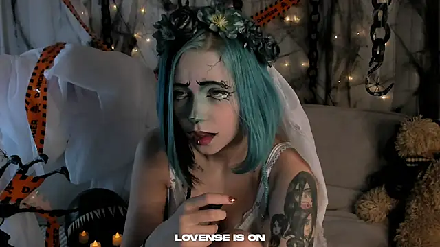 Snapshot of JodyBruster chatting on November 1, 11:47 am JodyBruster online show from November 1, 11:47 am