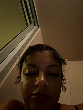 allybluee777 online show from November 21, 4:58 am