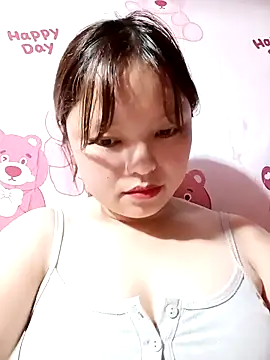 Snapshot of XoiXoi232 chatting on October 10, 3:33 am XoiXoi232 online show from October 10, 3:33 am