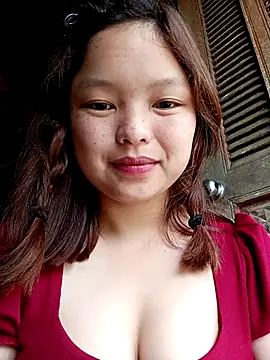 Snapshot of XoiXoi232 chatting on October 2, 5:34 am XoiXoi232 online show from October 2, 5:34 am