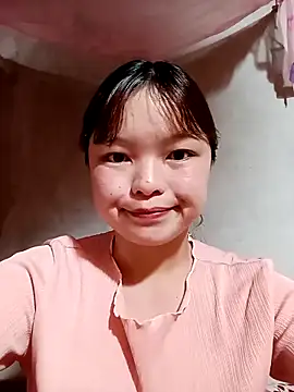 Snapshot of XoiXoi232 chatting on October 25, 12:51 am XoiXoi232 online show from October 25, 12:51 am