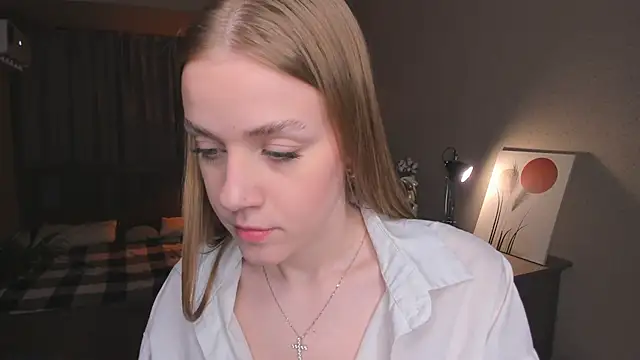 OdellaFrake online show from October 10, 8:14 pm