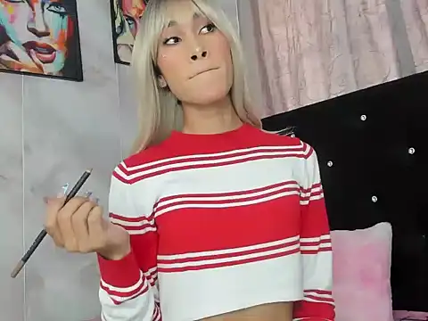 Snapshot of samara_novice18 chatting on September 18, 7:01 pm samara novice18 online show from September 18, 7:01 pm