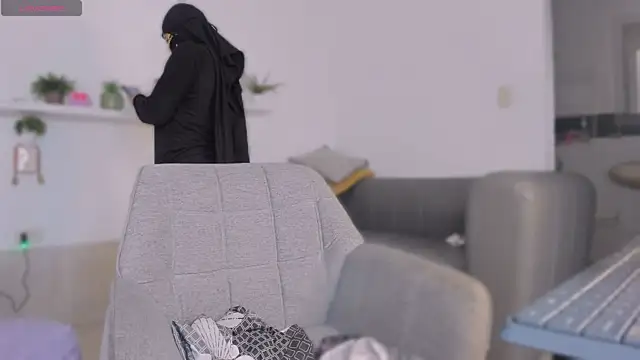 Snapshot of May_hadi chatting on October 10, 12:10 pm May hadi online show from October 10, 12:10 pm