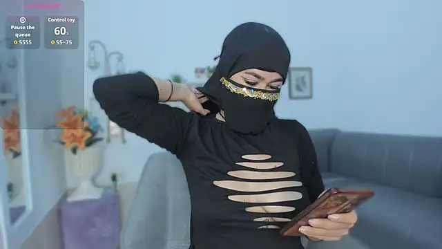 Snapshot of May_hadi chatting on October 26, 12:44 pm May hadi online show from October 26, 12:44 pm