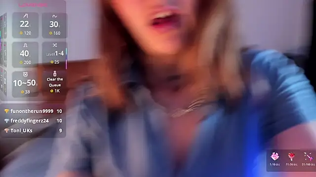 Snapshot of Catti_Brie chatting on October 19, 1:02 pm Catti Brie online show from October 19, 1:02 pm