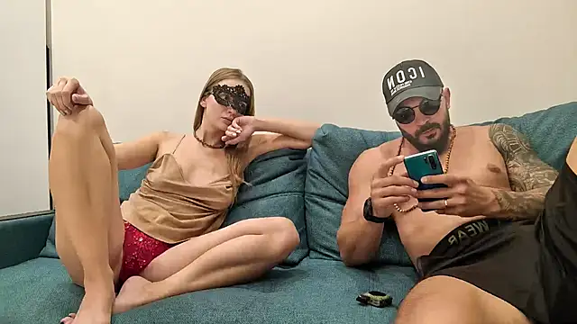 Snapshot of Leaders_sex chatting on October 3, 10:04 pm Leaders sex online show from October 3, 10:04 pm