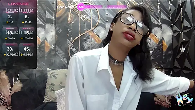 Snapshot of Lilmisbaddyxxx chatting on September 30, 12:16 am Lilmisbaddyxxx online show from September 30, 12:16 am