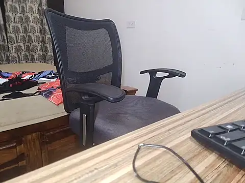 Cynthia011 online show from September 25, 2:05 pm