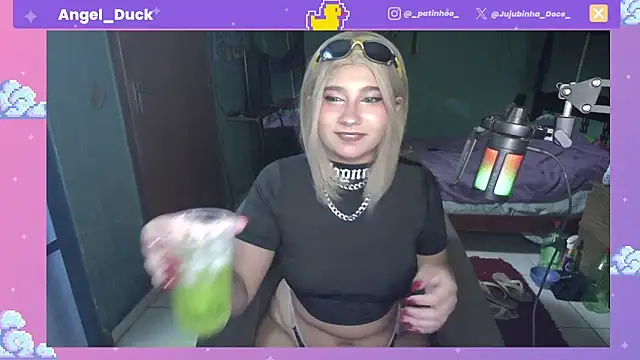 Angel Duck online show from February 4, 10:13 pm