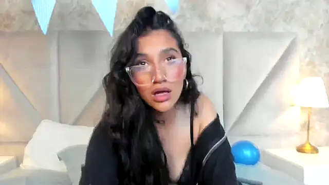 ValentiinaCruz online show from October 5, 7:52 pm