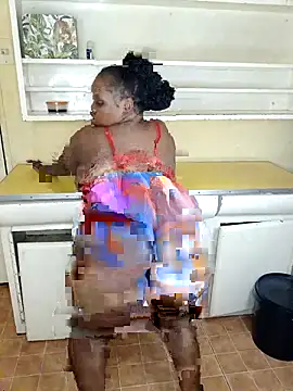 Snapshot of BootyGoddess23 chatting on September 24, 9:03 pm BootyGoddess23 online show from September 24, 9:03 pm