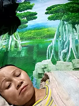 Snapshot of MaiHoa69 chatting on October 9, 1:37 pm MaiHoa69 online show from October 9, 1:37 pm