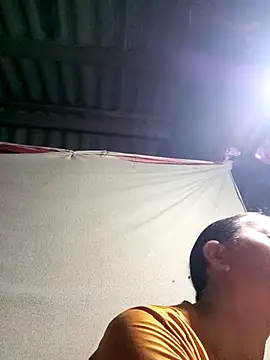 Snapshot of MaiHoa69 chatting on October 8, 1:37 pm MaiHoa69 online show from October 8, 1:37 pm