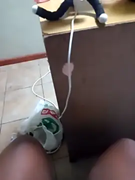 Snapshot of MsSexy_Melanie chatting on October 15, 7:38 pm MsSexy Melanie online show from October 15, 7:38 pm