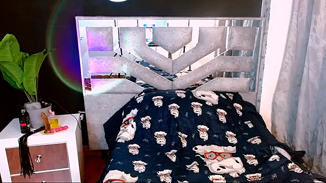 violet bunnyy online show from October 8, 1:21 am