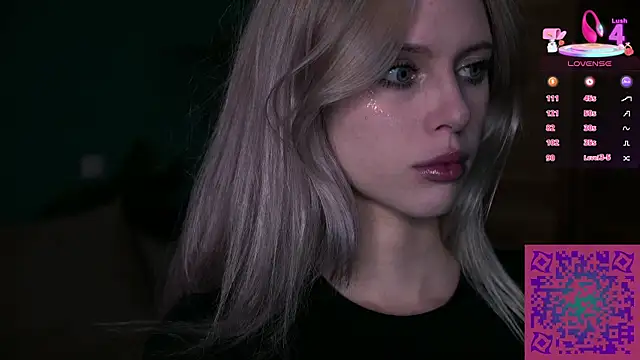 Nelly Carroll online show from October 19, 1:40 am