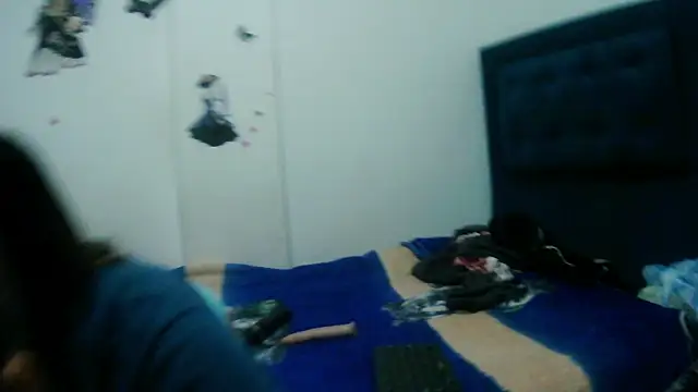 AddyStuart  online show from October 7, 1:21 am