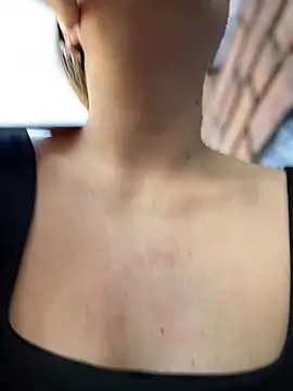 Snapshot of Abby-LS chatting on September 13, 9:23 pm Abby-LS online show from September 13, 9:23 pm